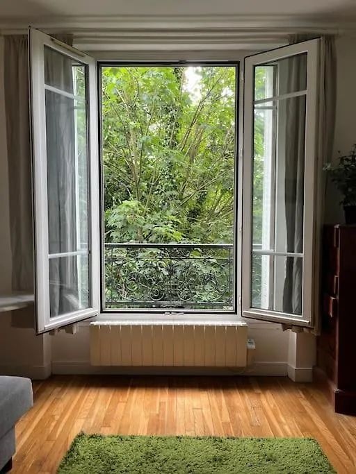 Entire Rental Unit In パリ アパート